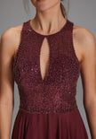 Abendkleid -  Stickerei und Cut-Out