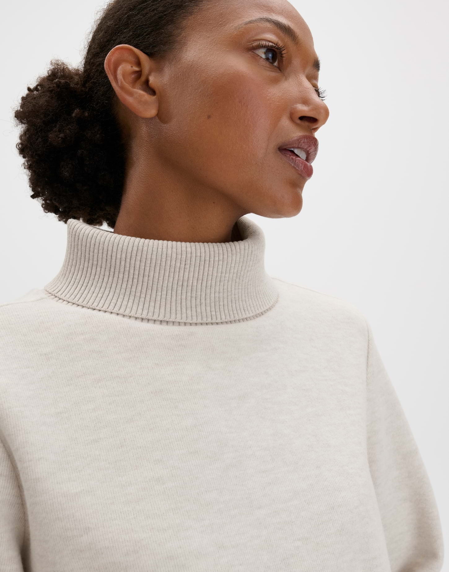 Sweatshirt - Kanura
