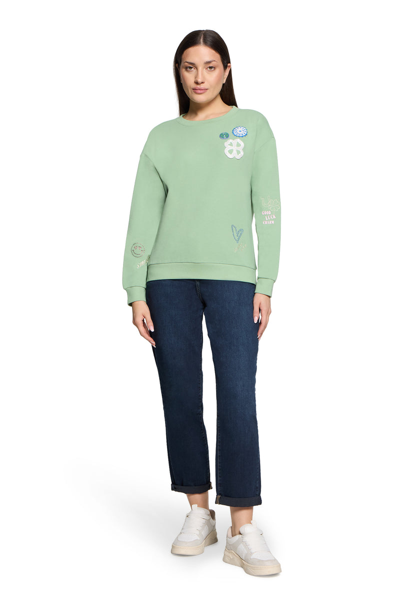 Sweatshirt