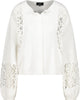Strickjacke - Spitzeneinsatz