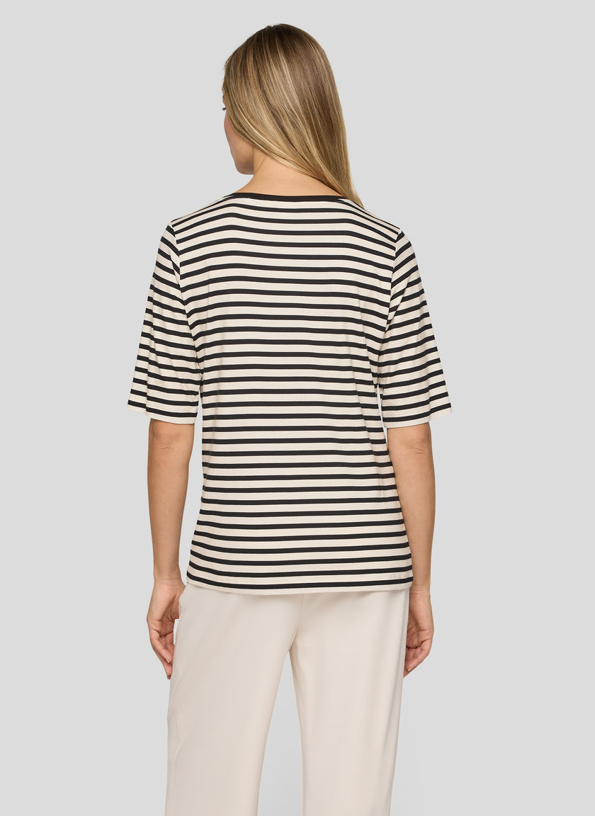 T-Shirt - Timeless Now