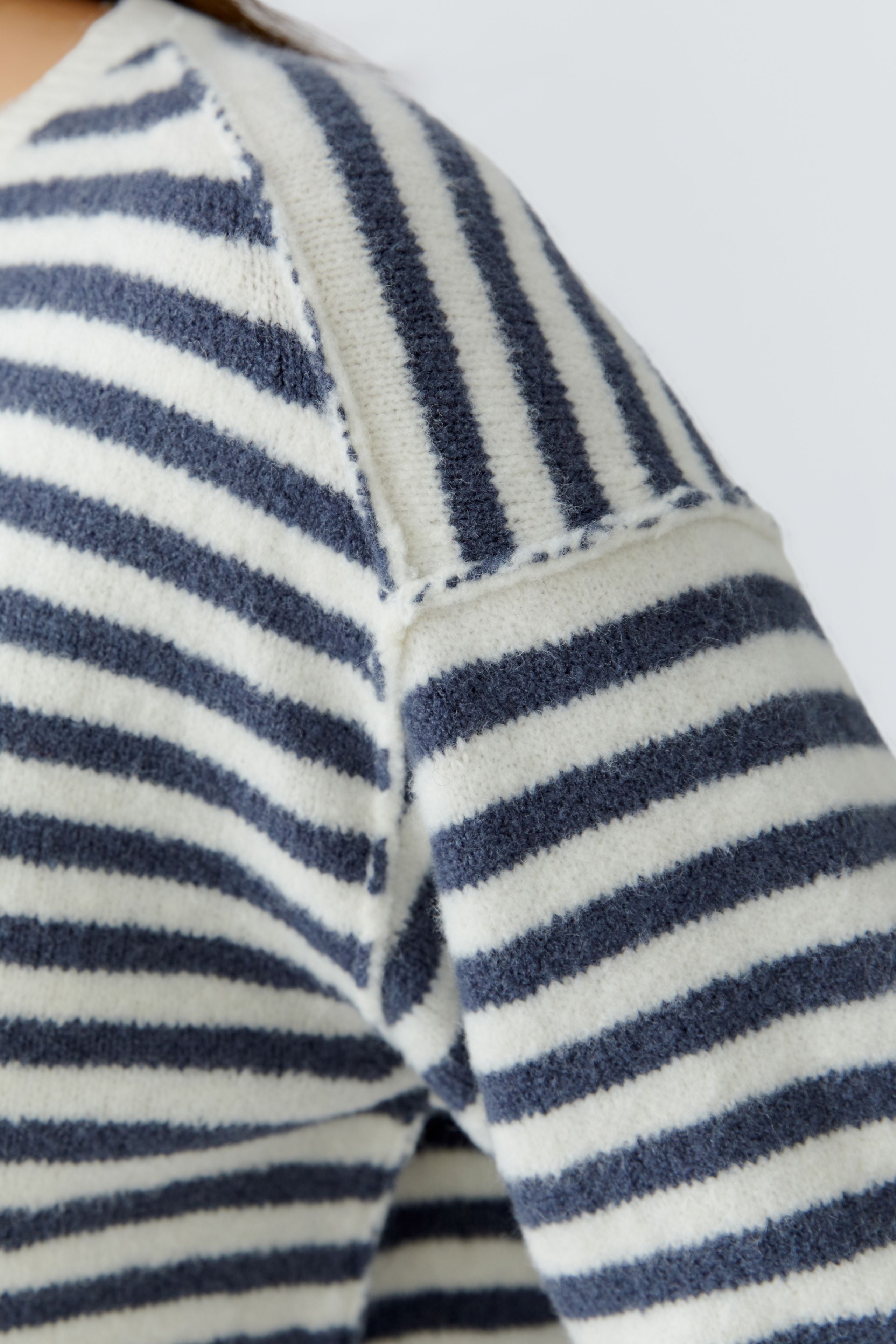 Pullover - 3/4 Arm