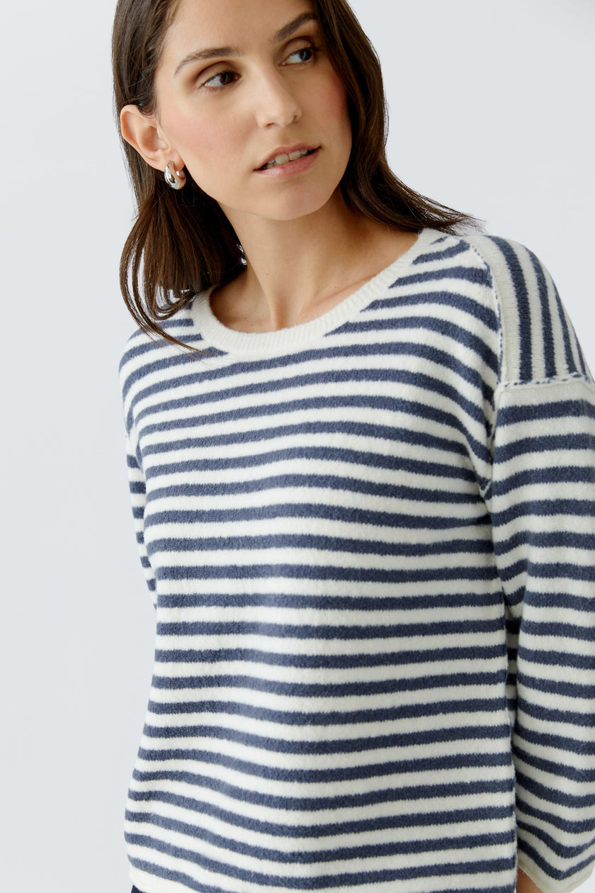 Pullover - 3/4 Arm