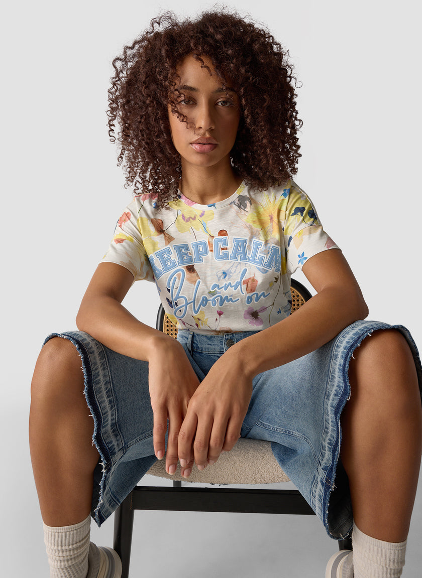 T-Shirt - Floral Vibes