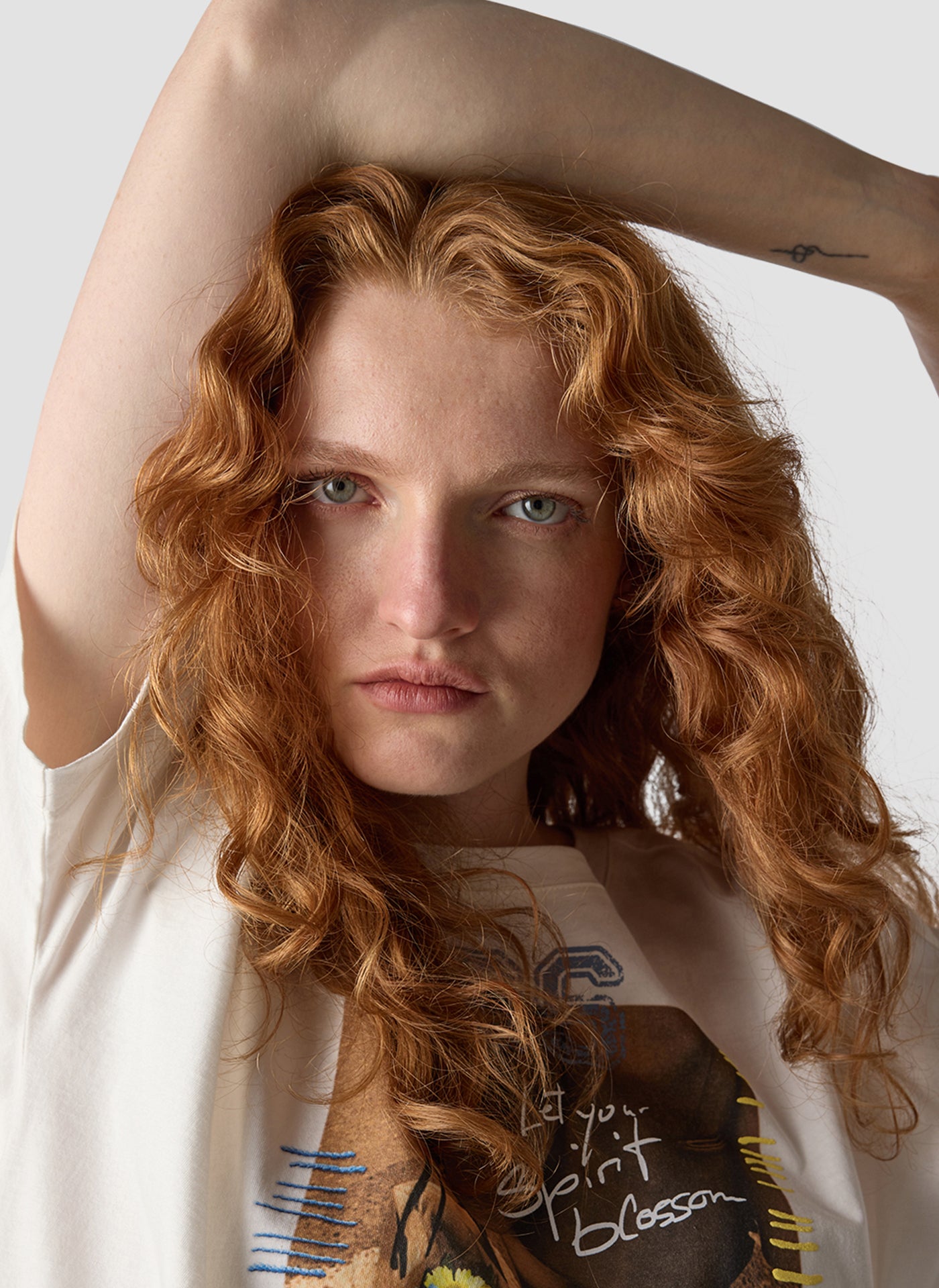 T-Shirts - Floral Vibes