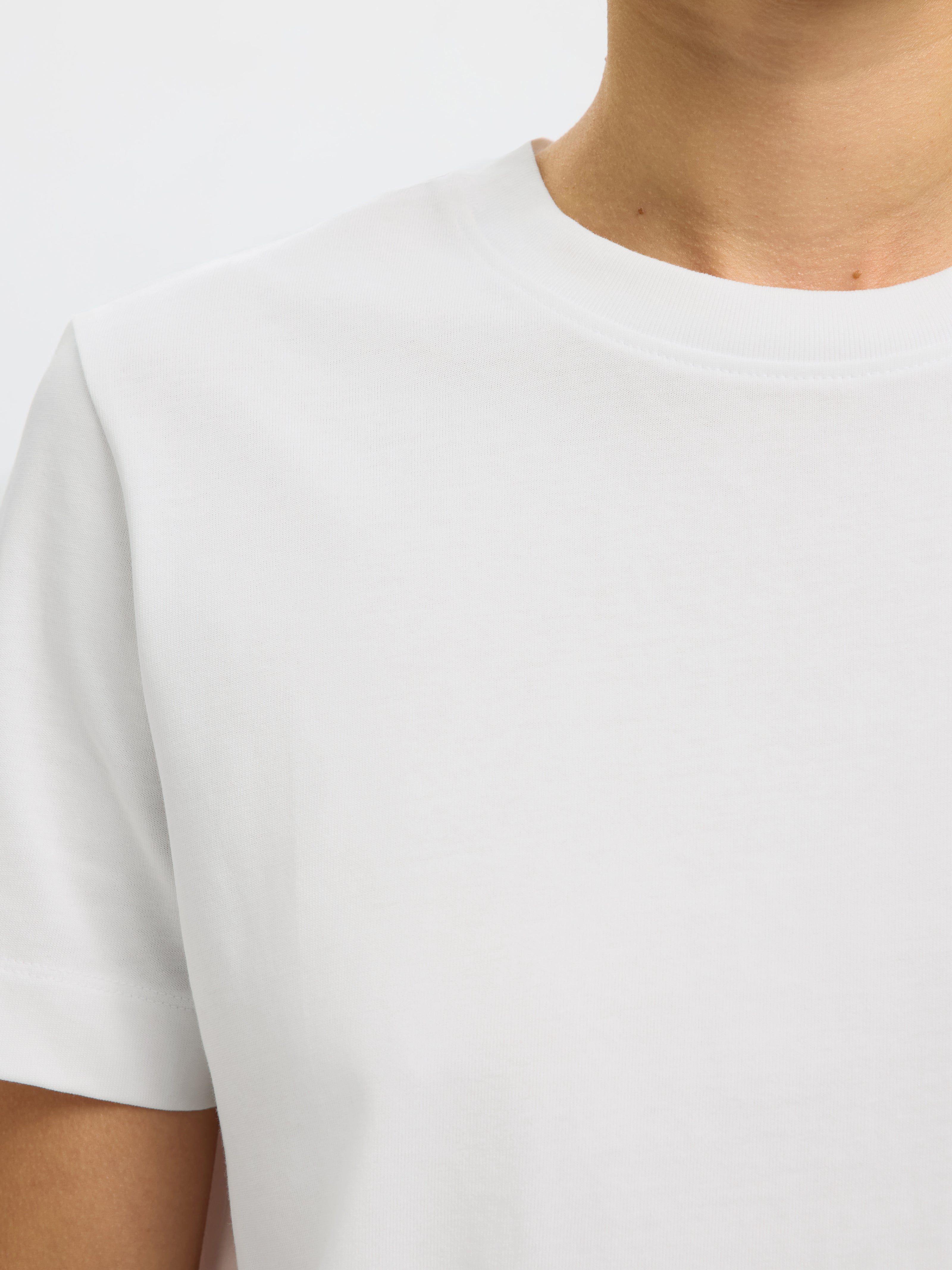 T-Shirt - ESSENTIAL