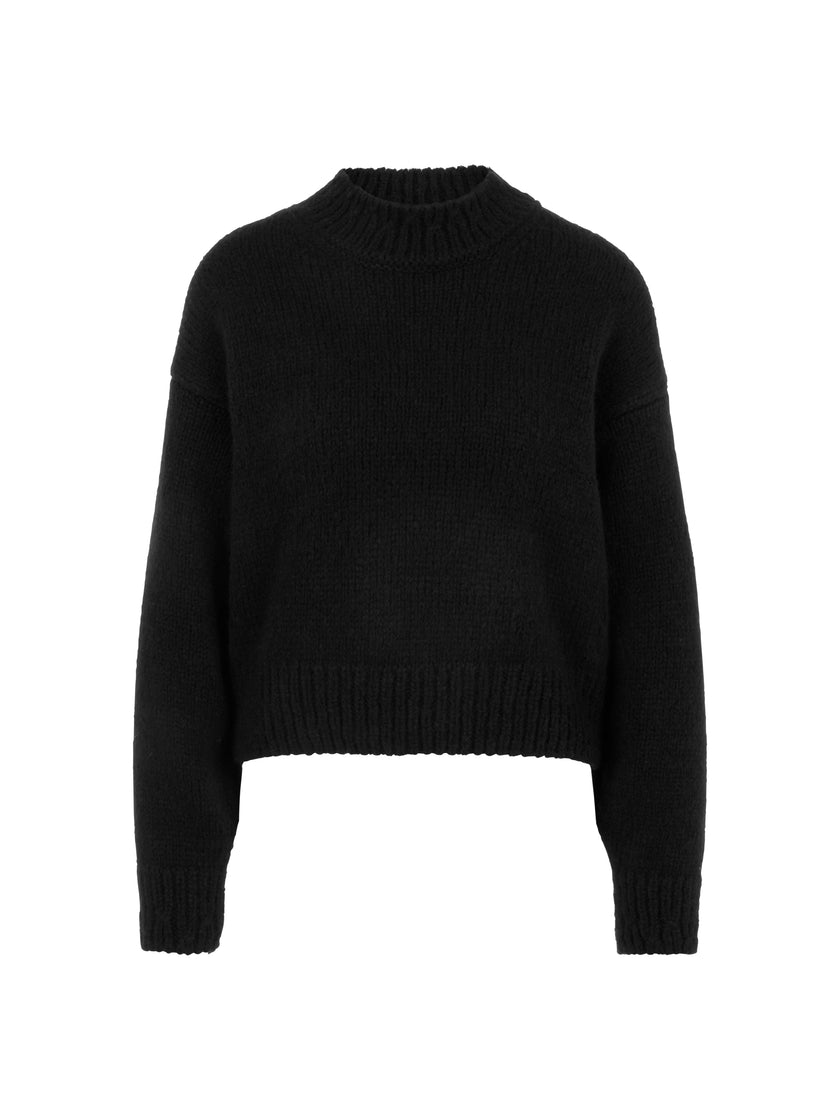 Oversize Pullover Knitted in Germany