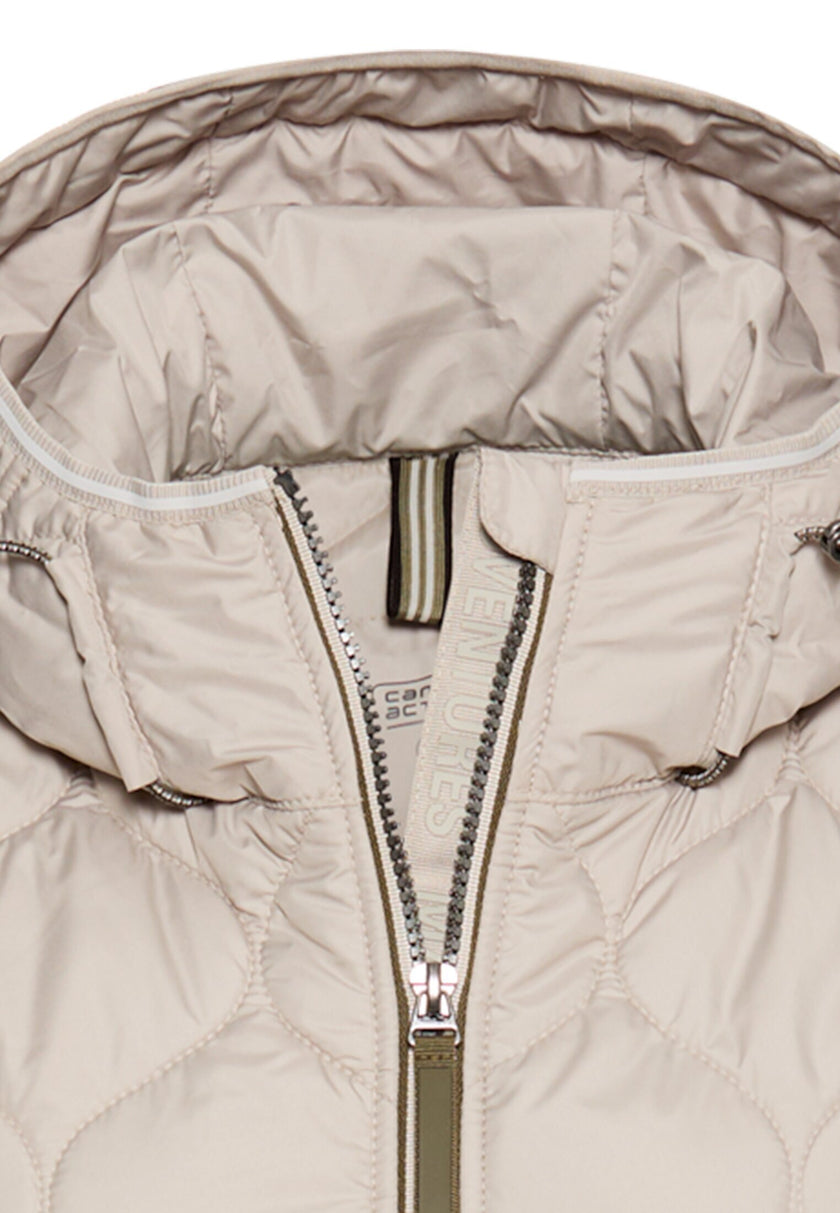Steppjacke - Kapuze