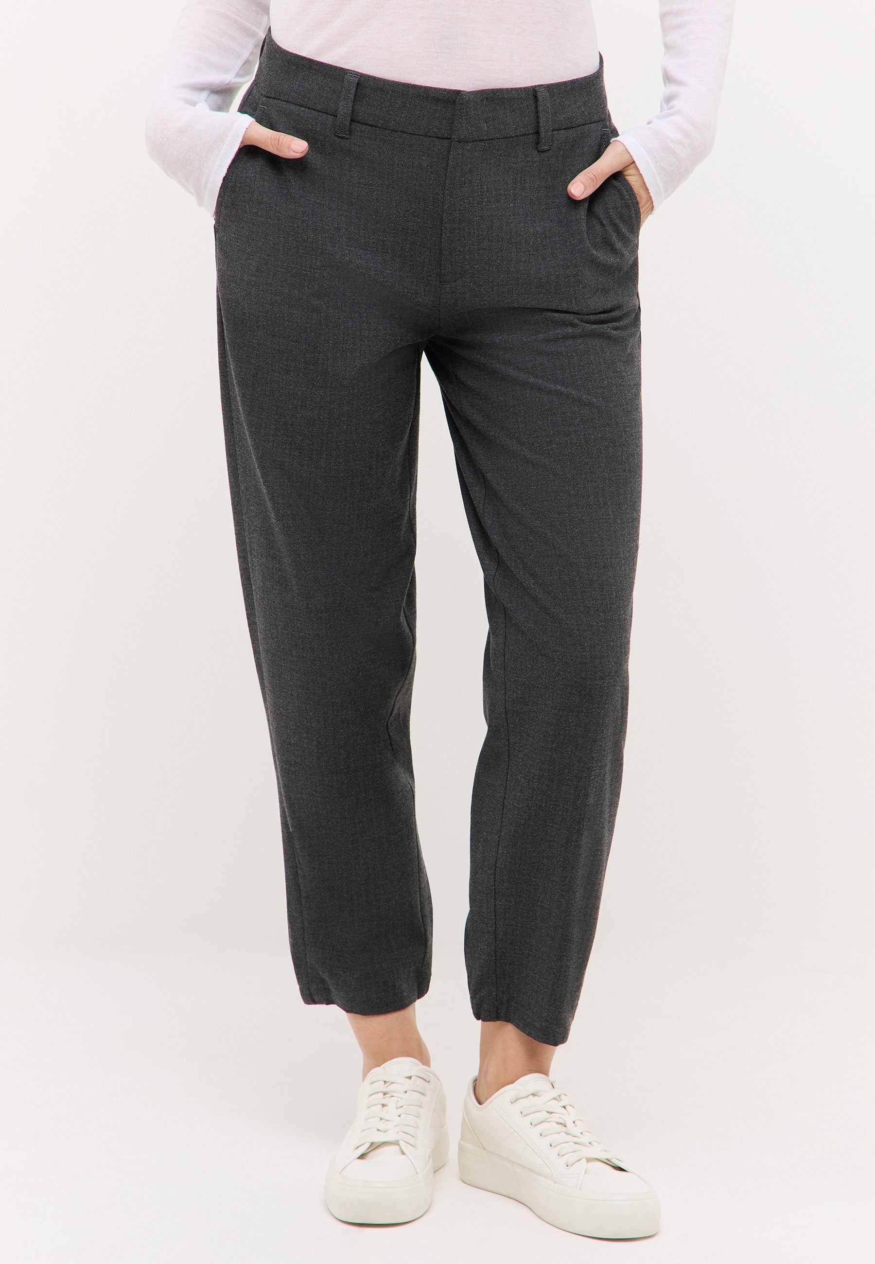 Hose - EVY TAILORED